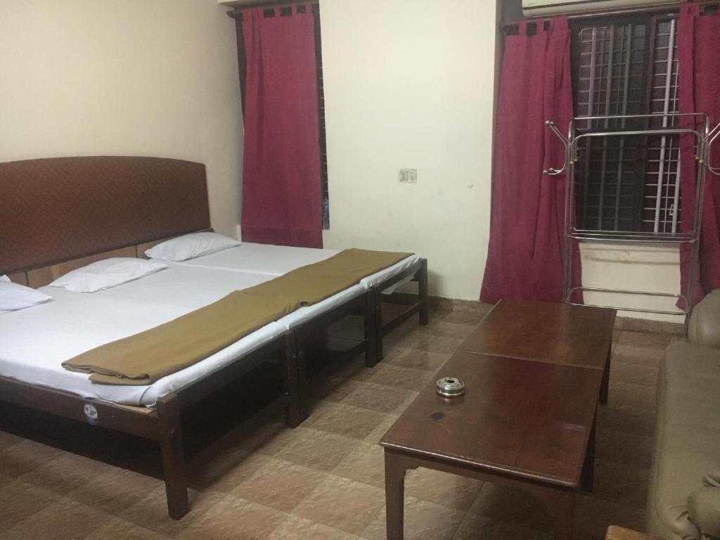 Anupam Residency Hotel Kochi Kültér fotó