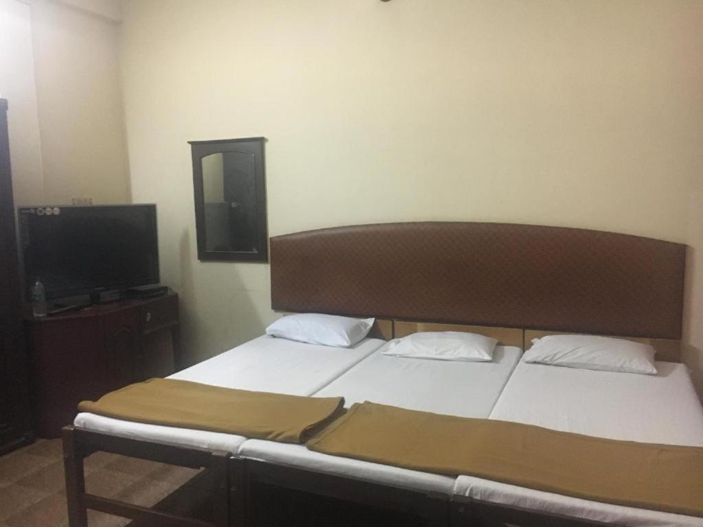 Anupam Residency Hotel Kochi Kültér fotó